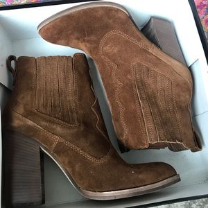 Dolce Vita Conway bootie